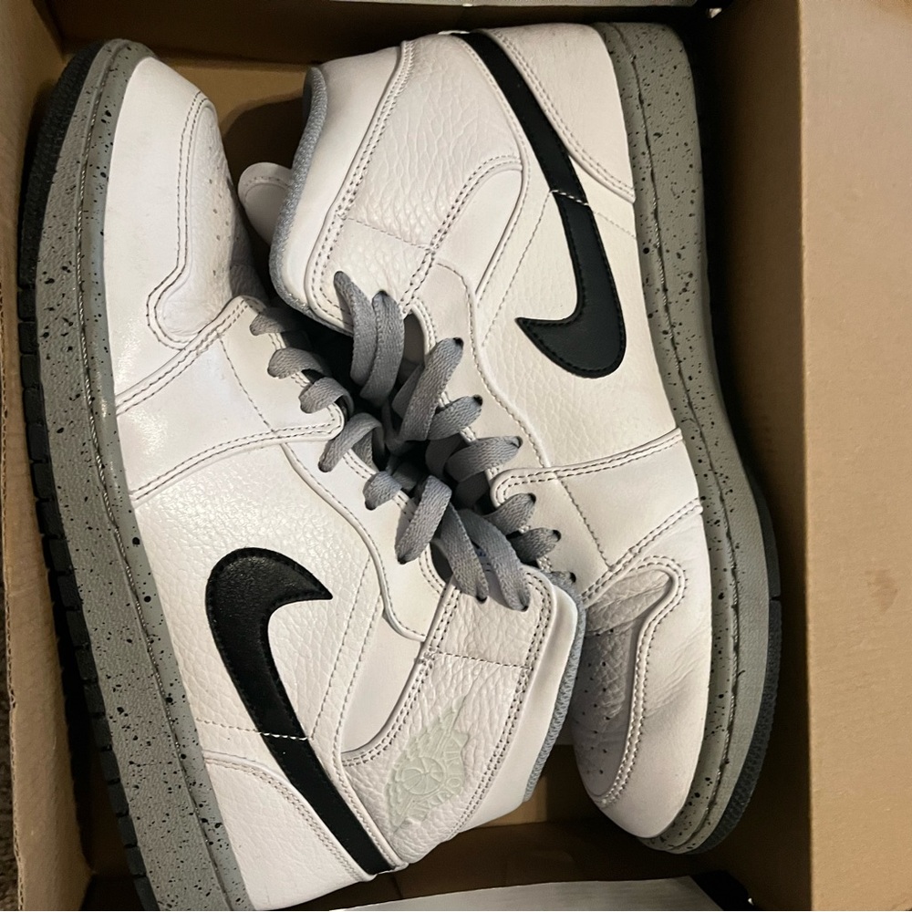 Jordan 1